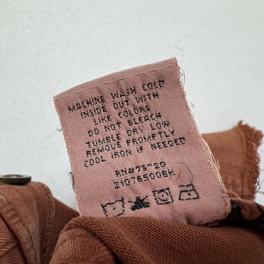 Women’s Rust Frayed Hem Utility Shorts - Picture 13 of 16